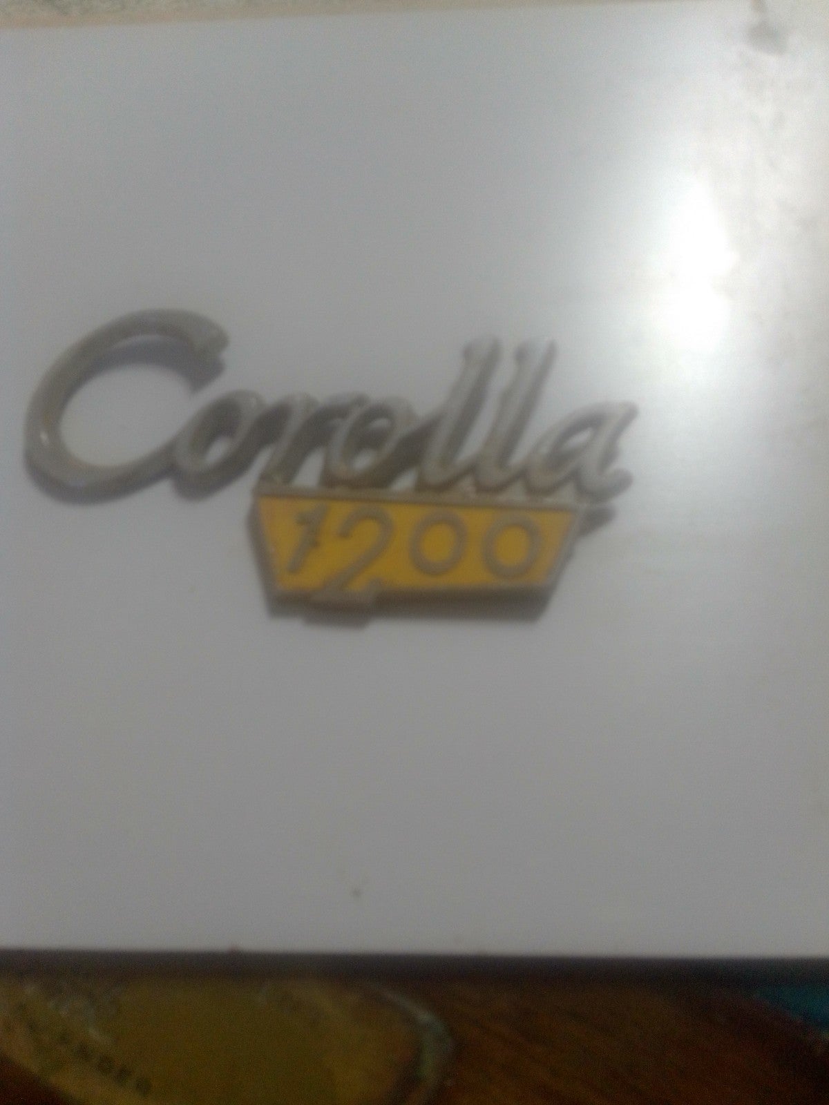 Vintage Toyota car emblem