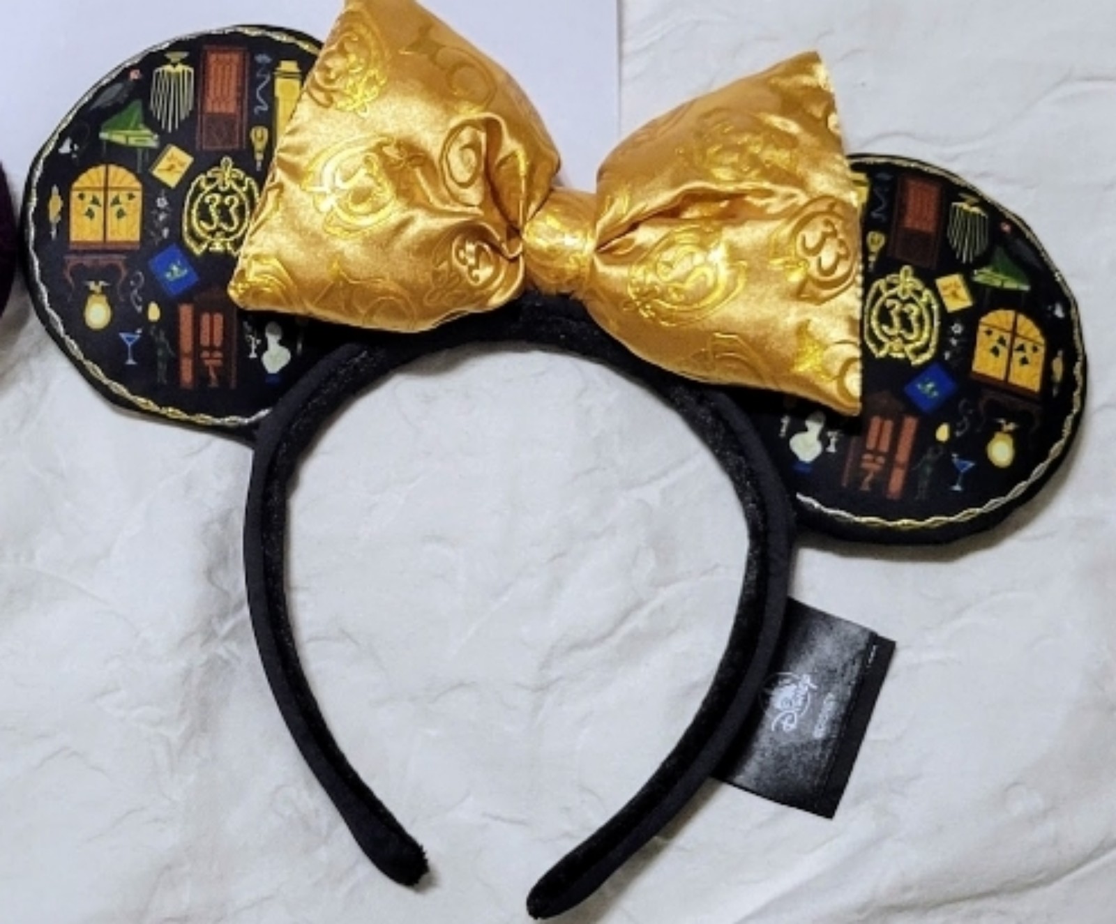 rare Disney Club 33 icon ears