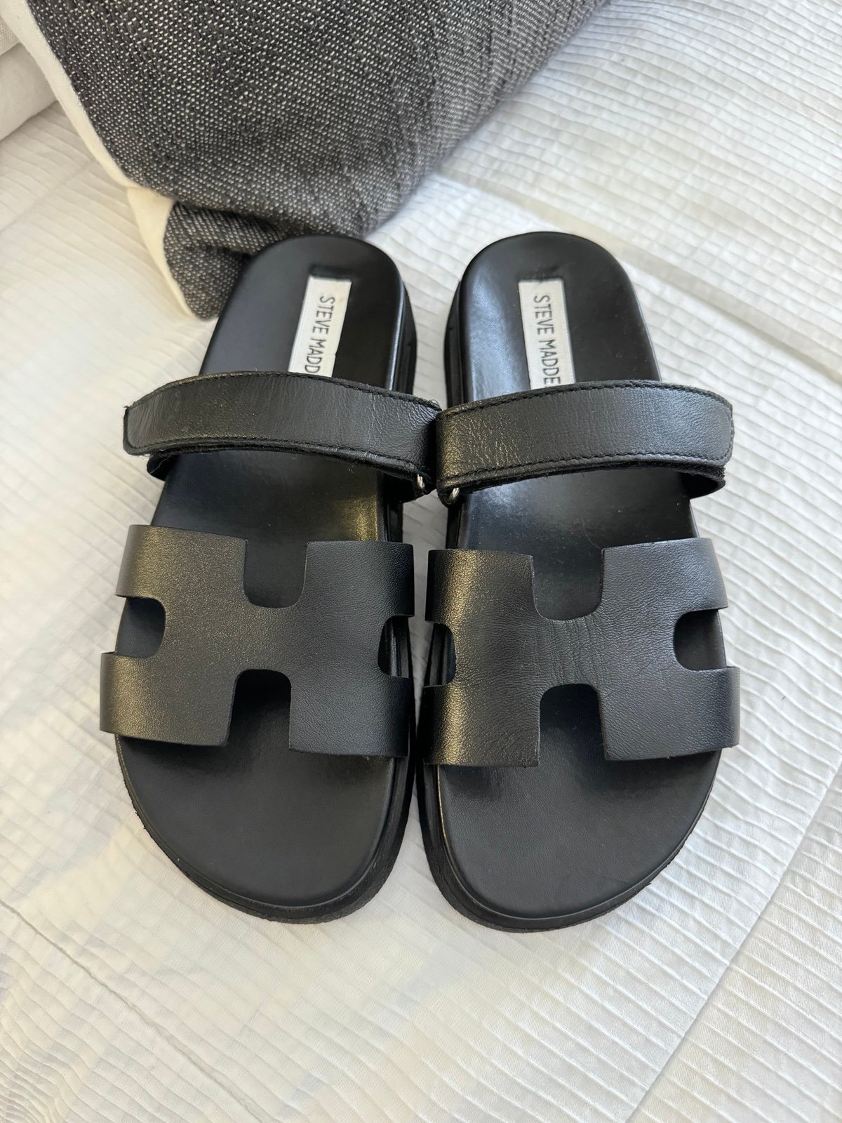 Steve Madden mayven sandals