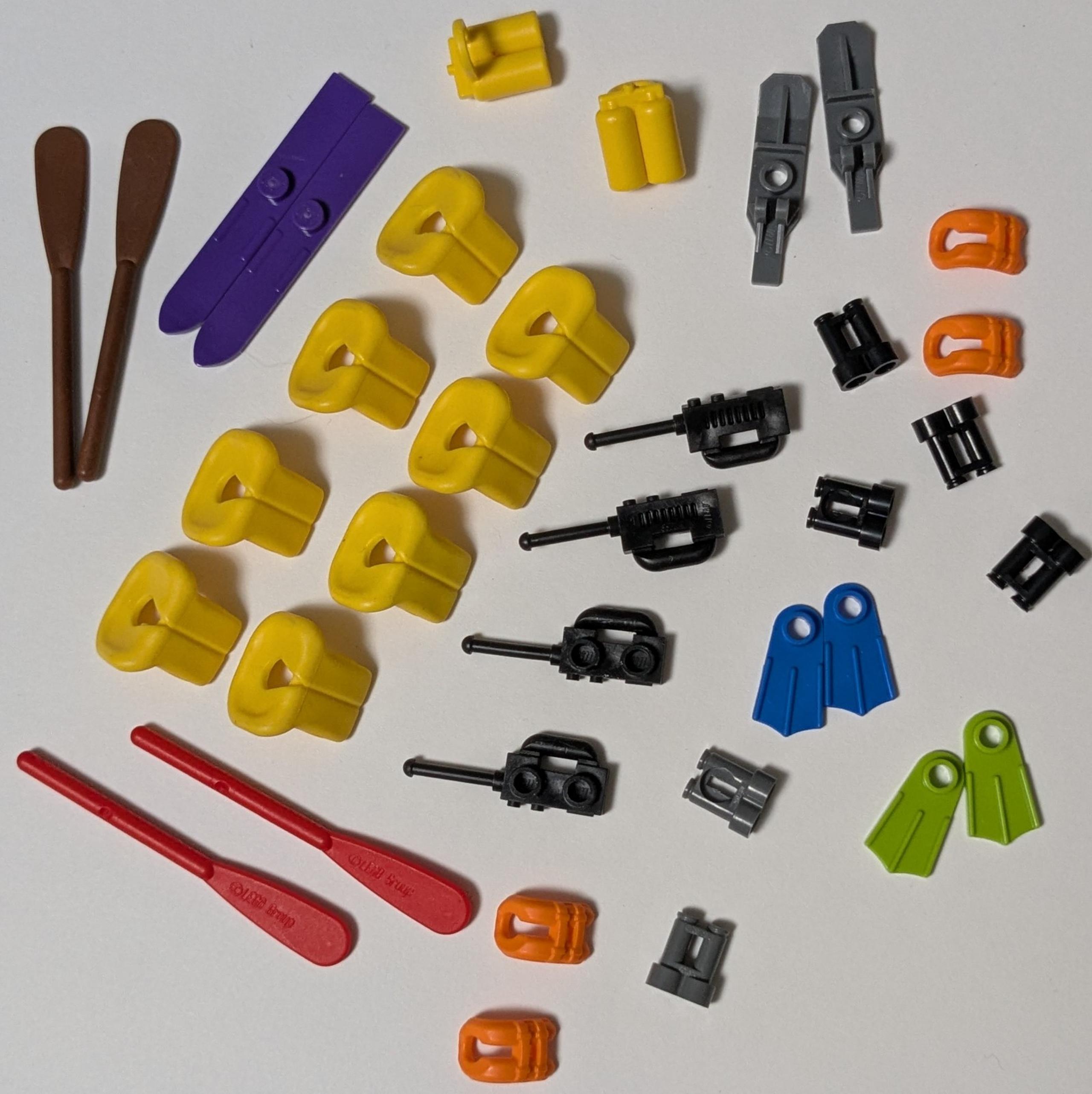 Lego minifig and Friends accessories, set of 36 pieces