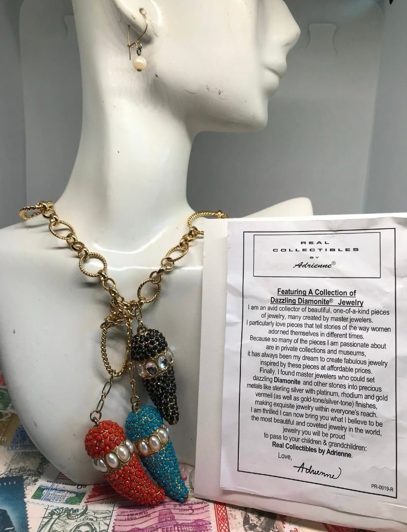 Vintage Real Collectible Unique Triple Jeweled Horn Drops Necklace