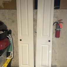 Costume bypass closest doors