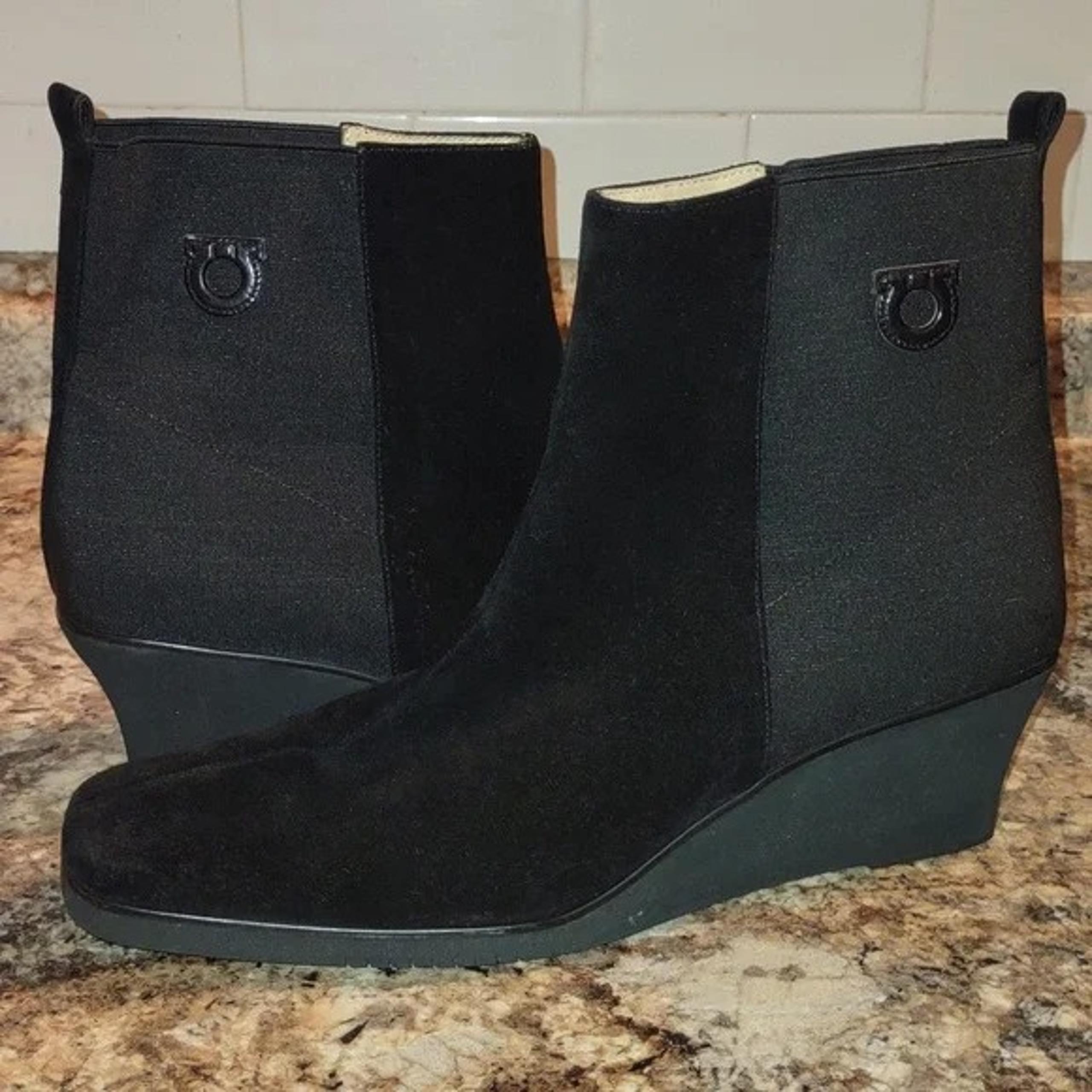 Salvatore Ferragamo Boutique Vakadzi Wedge Ankle Boots