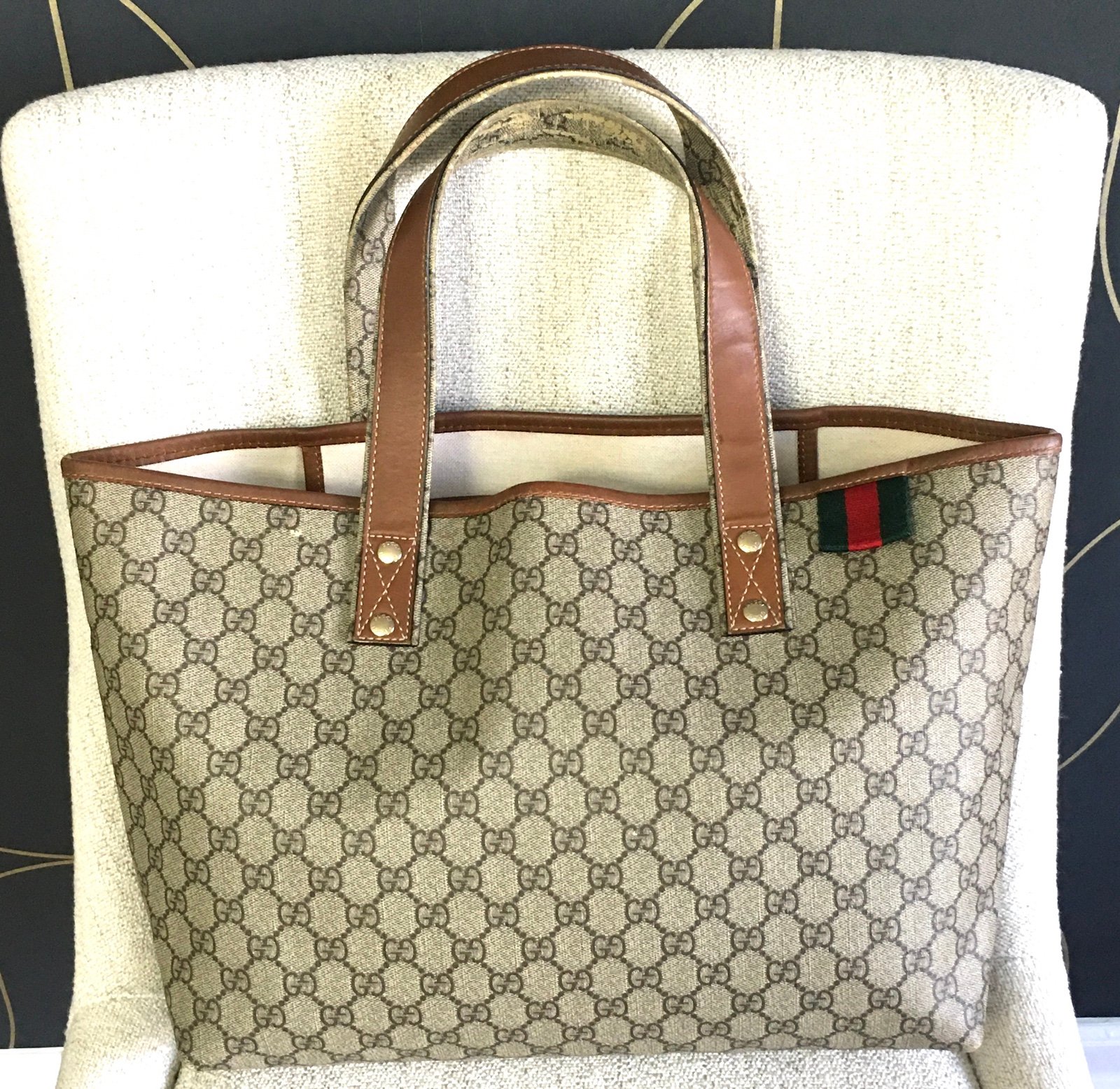 Authentic Gucci large open tote bag