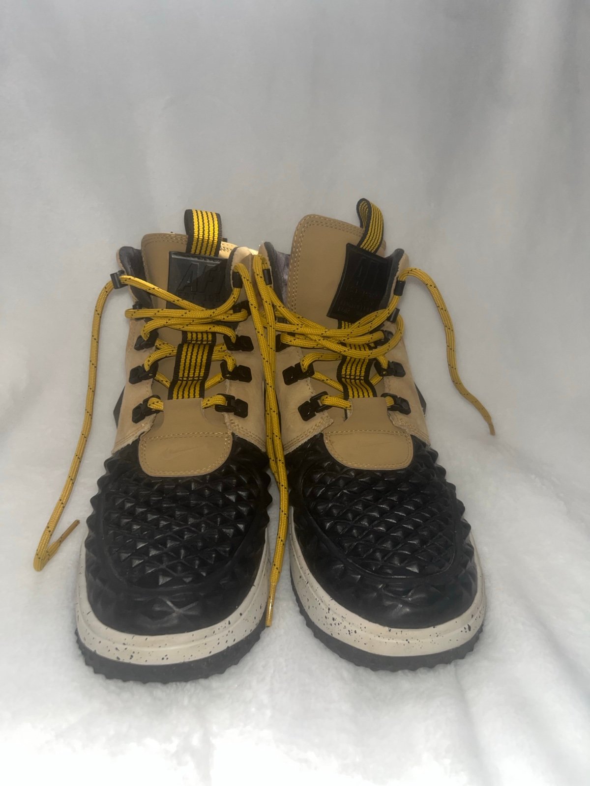 Nike lunar force 1 duckboot size 7Y