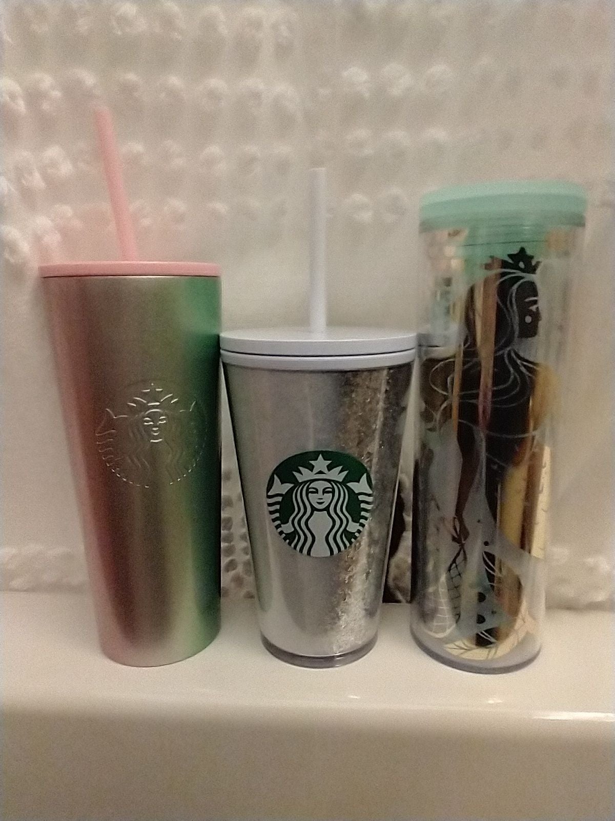 Starbucks holiday 2020 Lot
