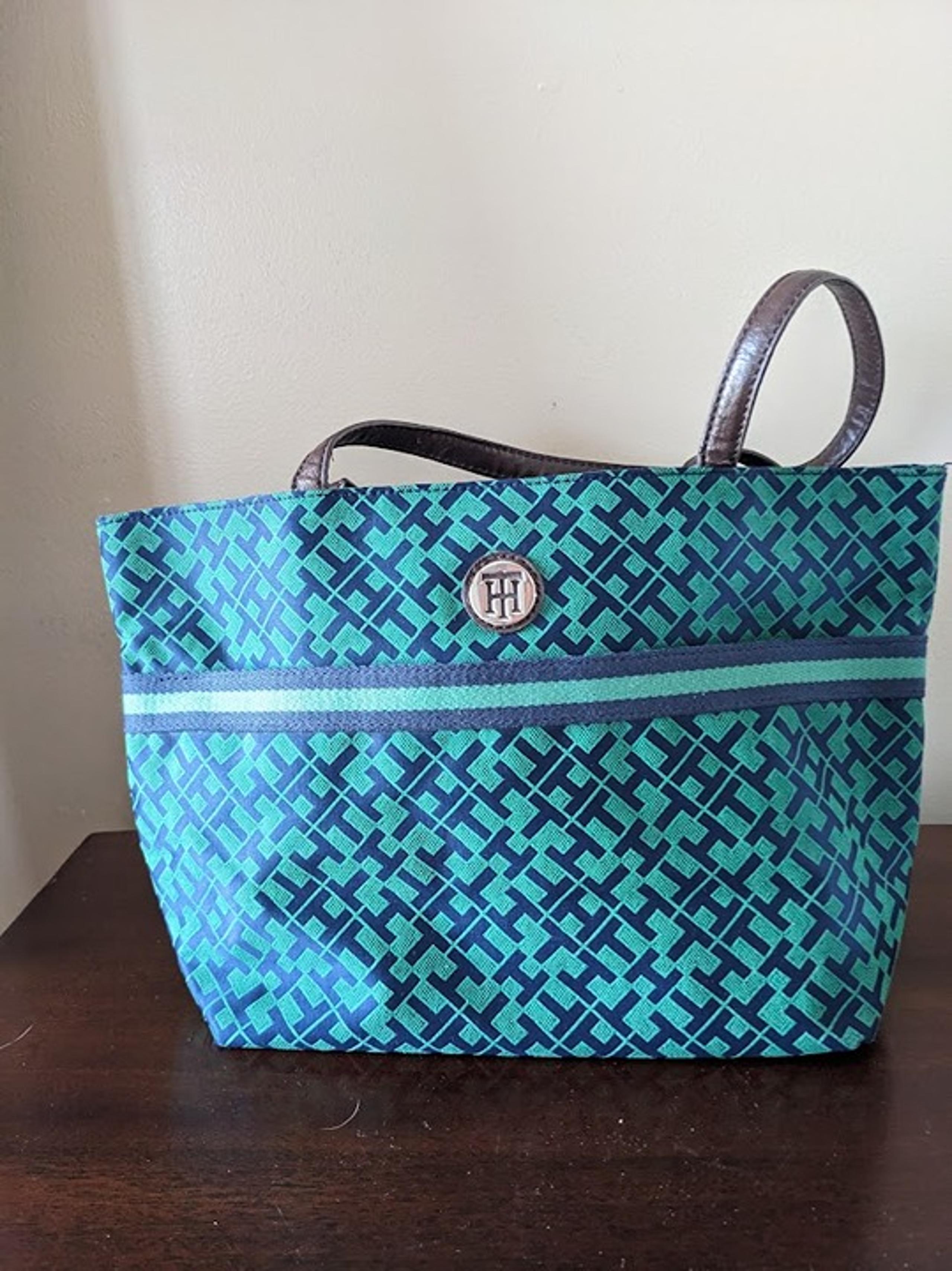Tommy Hilfiger-Woman Purse/Tote-Green/Navy Blue "T"/"H"-Front Pocket-Snap Close