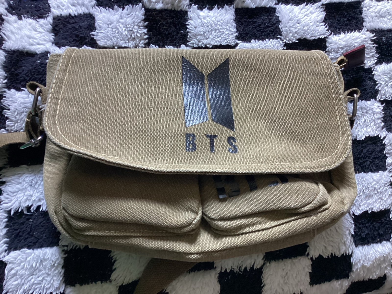 Amazon.co.jp: BTS DALMAJUNG 2021ダルマジュン フォトブック