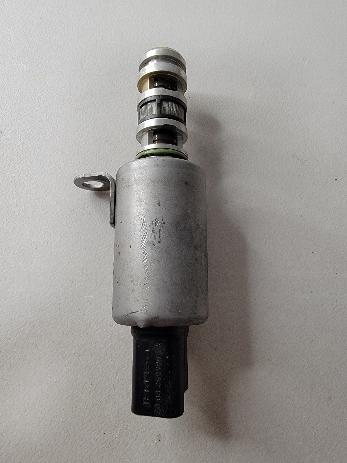 OEM Mini Cooper R55 R56 R57 Variable Timing Control Valve Solenoid