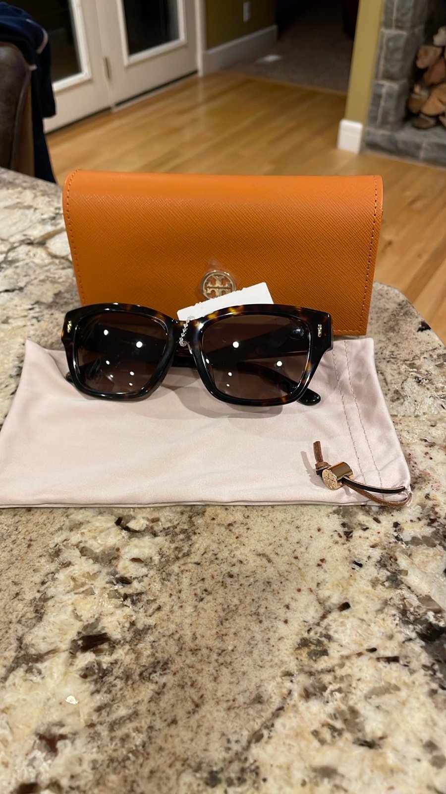 NWT Tory Burch Tortoise Shell Sunglasses with Orange Case