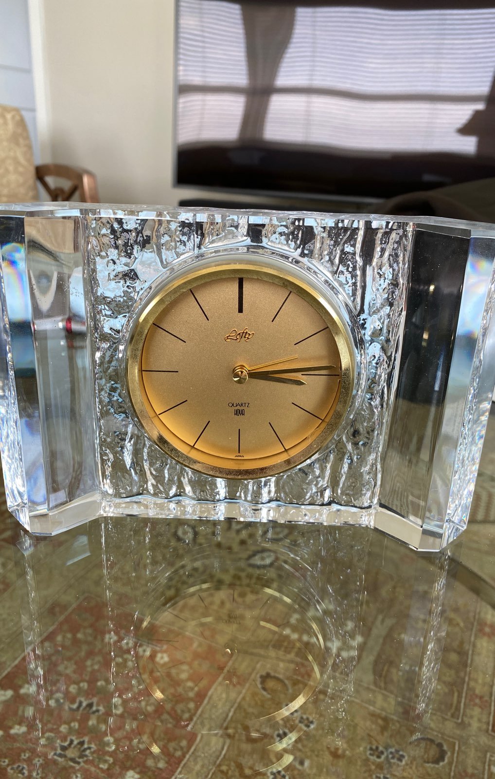 Lofty Quartz Hova Crystal Clock
