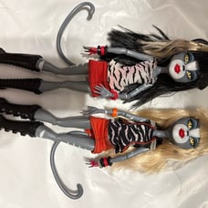 Werecat sisters meowlody and purrsephone monster high dolls