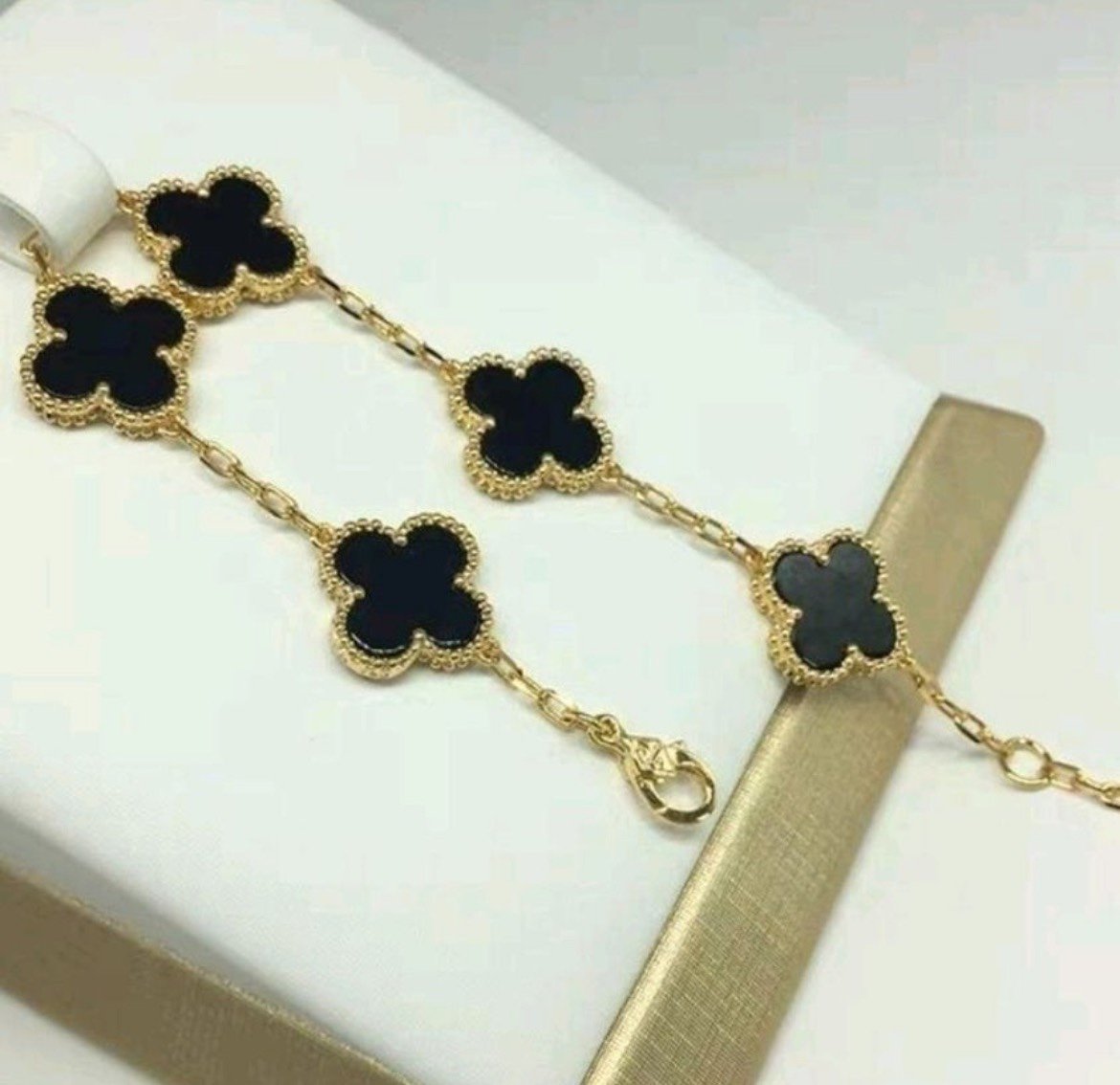 Black Onyx Clover Bracelet