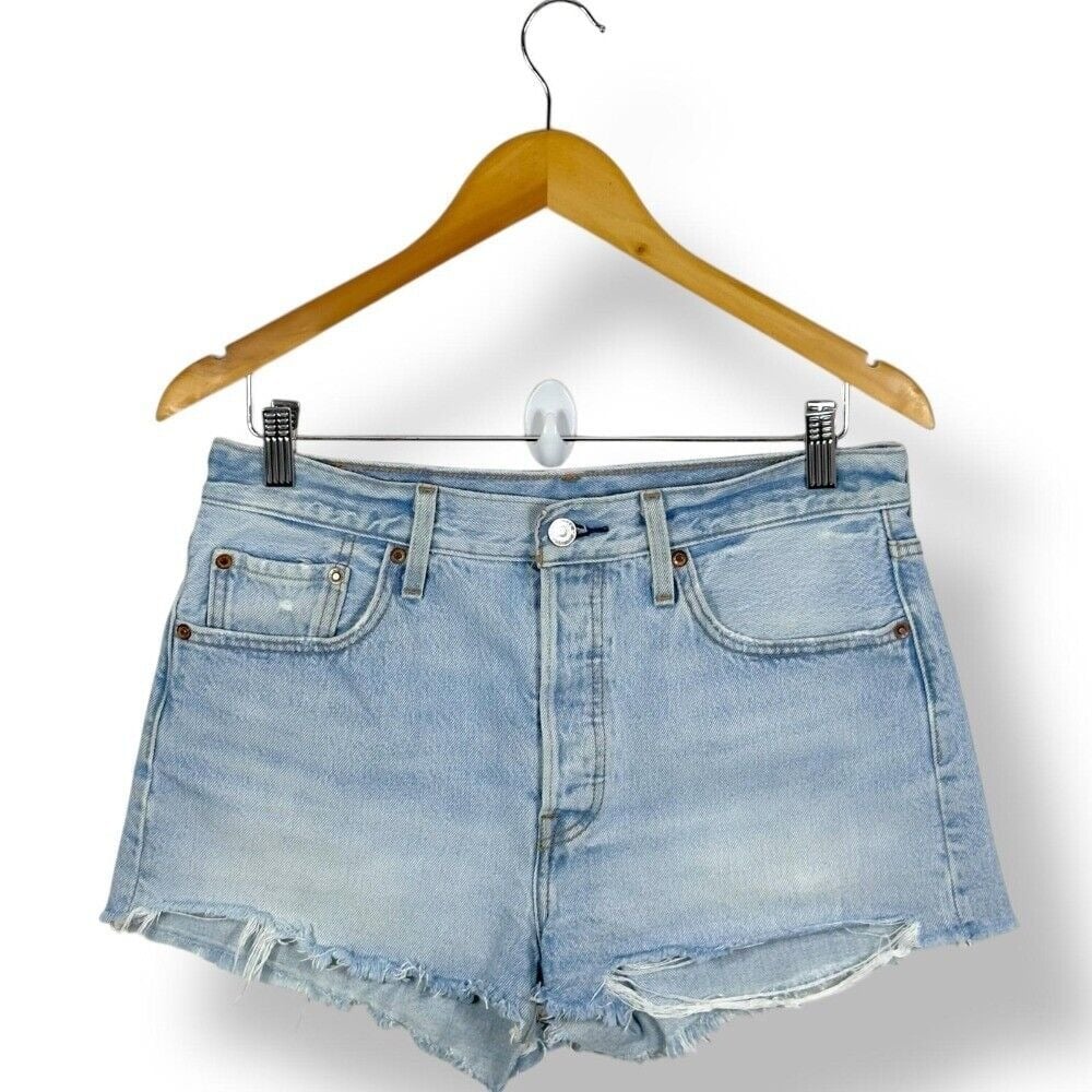 Levi's 501 Premium Denim Shorts Frayed Hem Light Wash Casual Women's W29