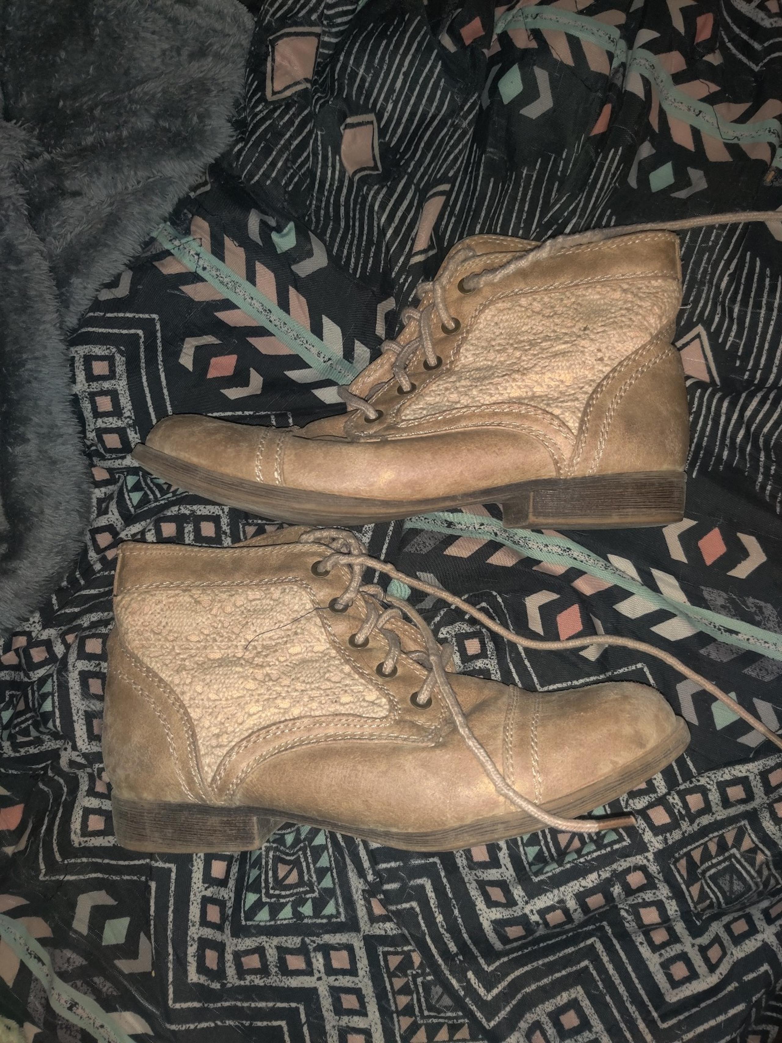 Tan With Lace Ankle Boots Size 6