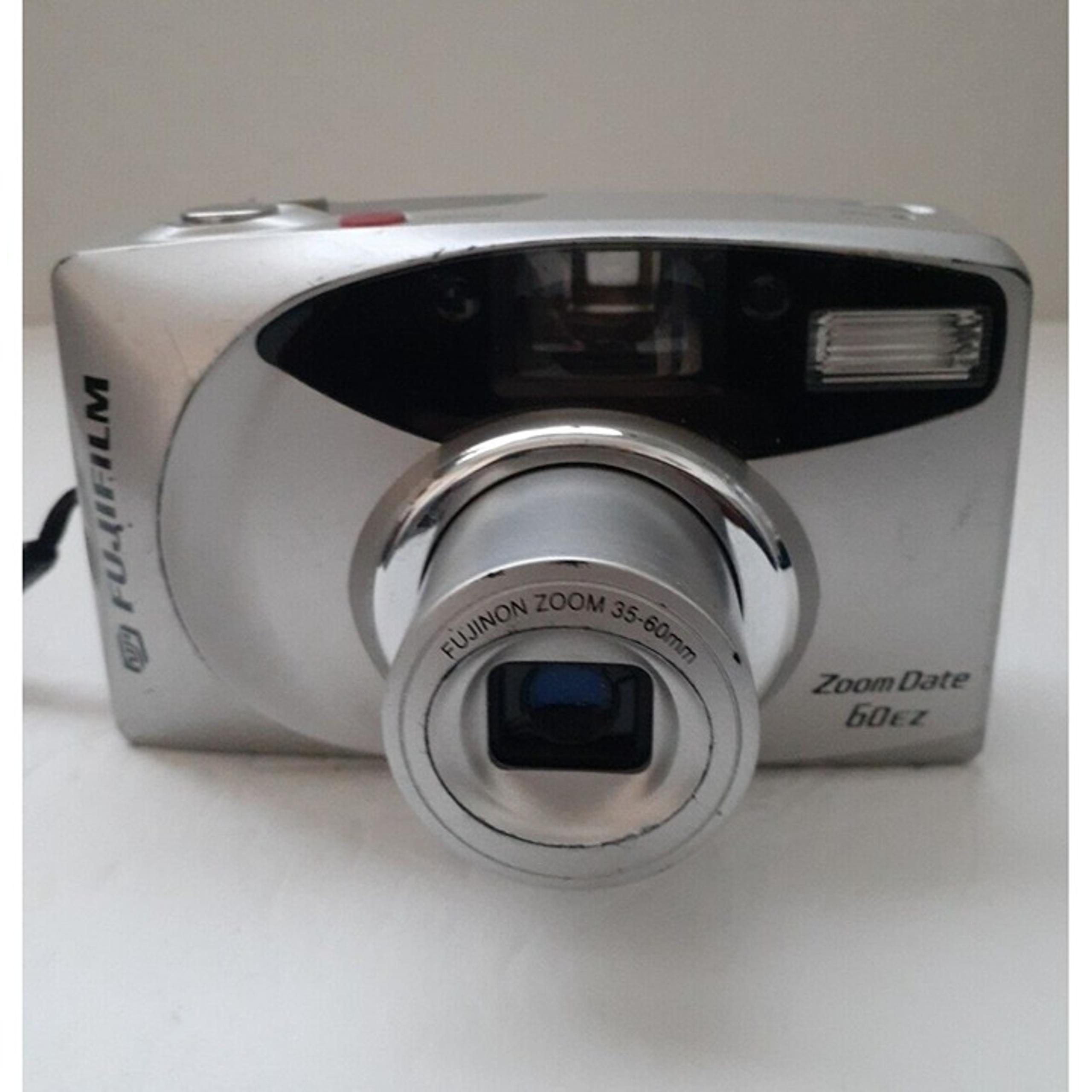 Fujifilm Zoom Date 60EZ P&S 35mm Film Camera