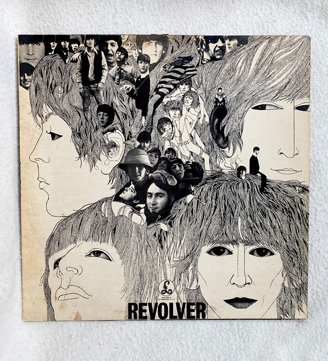 first pressing Beatles Revolver good condition record vinyl lp PCS 7009