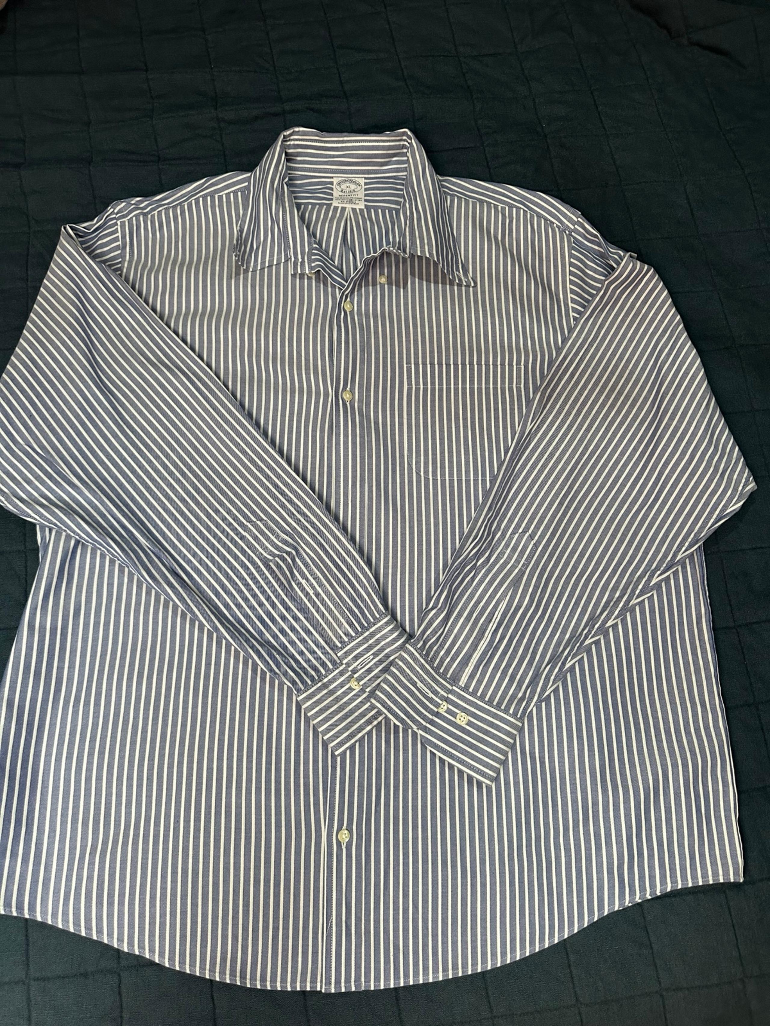 Brooks Brothers Button Down Shirt Mens XL Regent Cotton Long Sleeve Blue Stripe