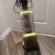 carpet cleaner