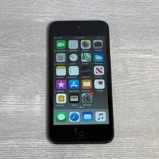 Apple iPod Touch 6th Generation 16GB Black