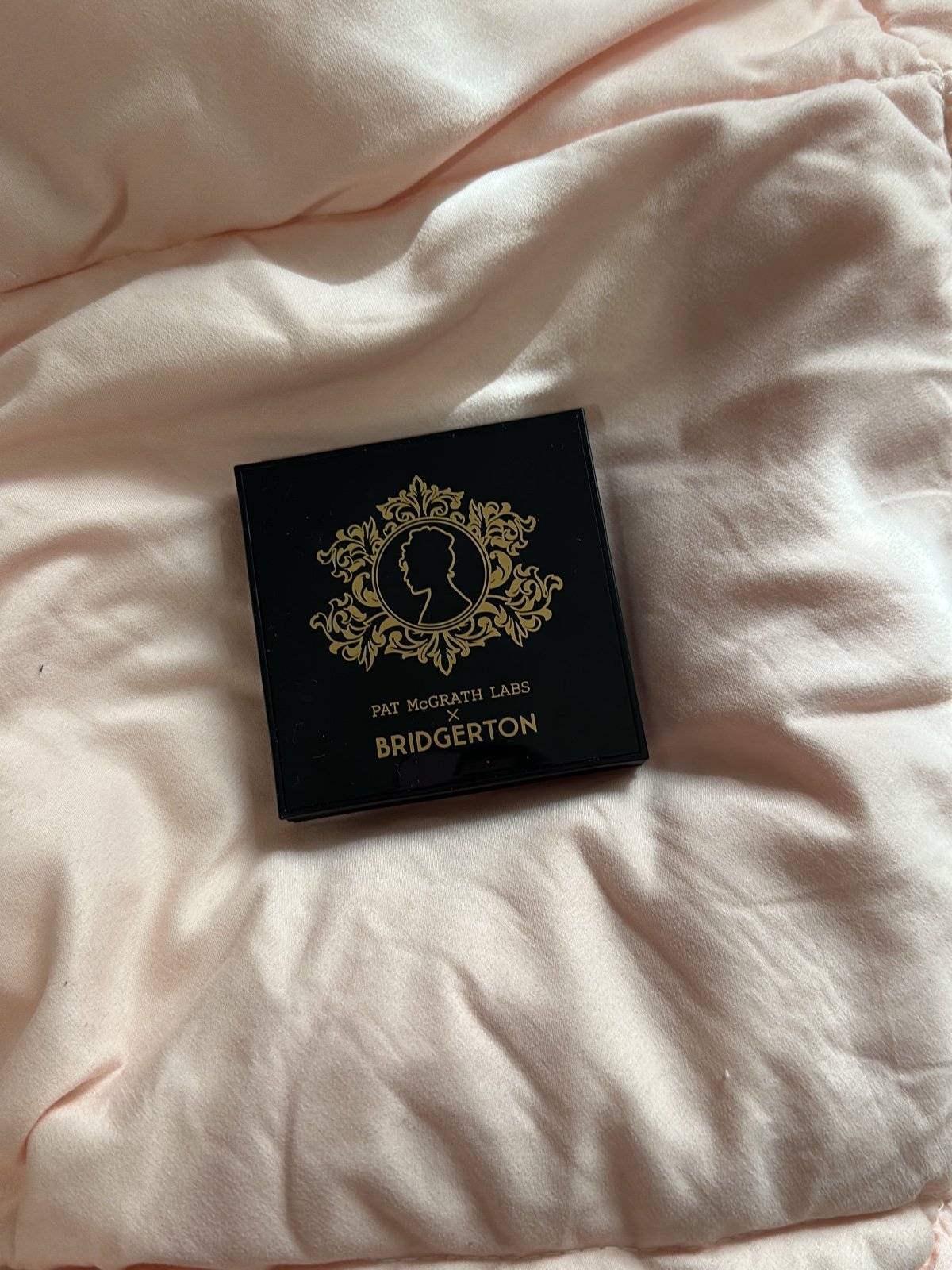 pat mcgrath bridgerton gold highlighter