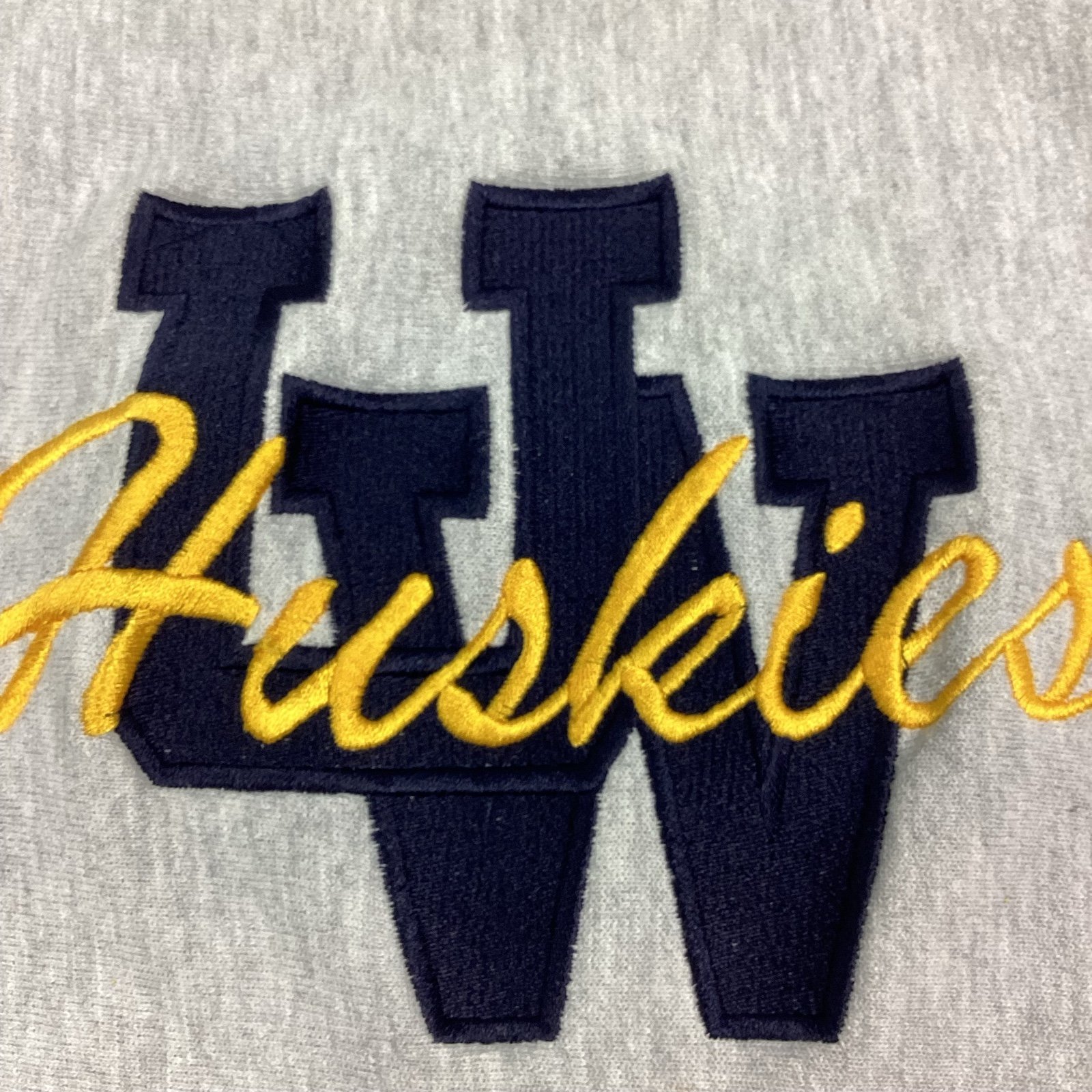 Vintage Champion reverse weave Washington Huskies crewneck