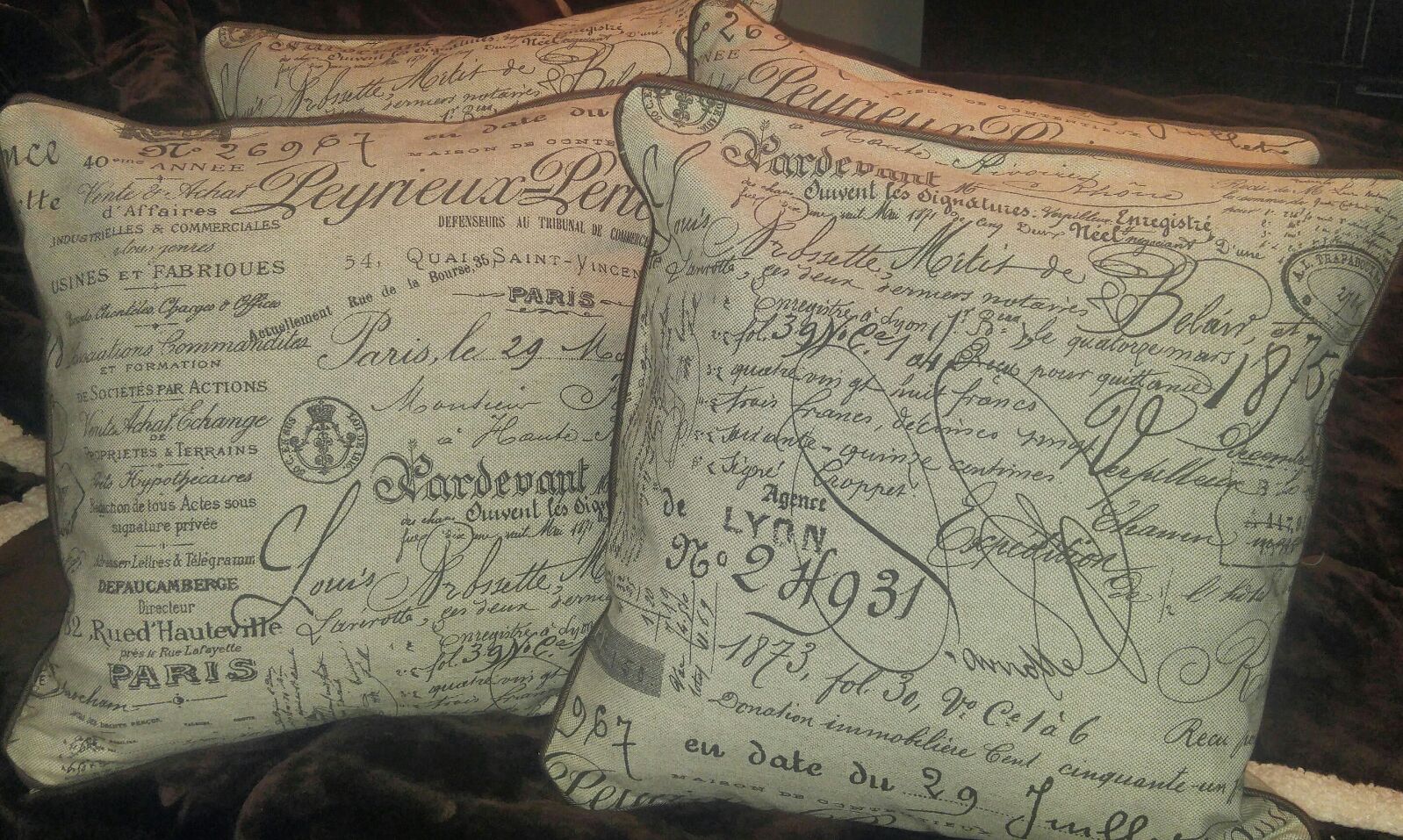 4 Brand New custom 18pillows with zipper