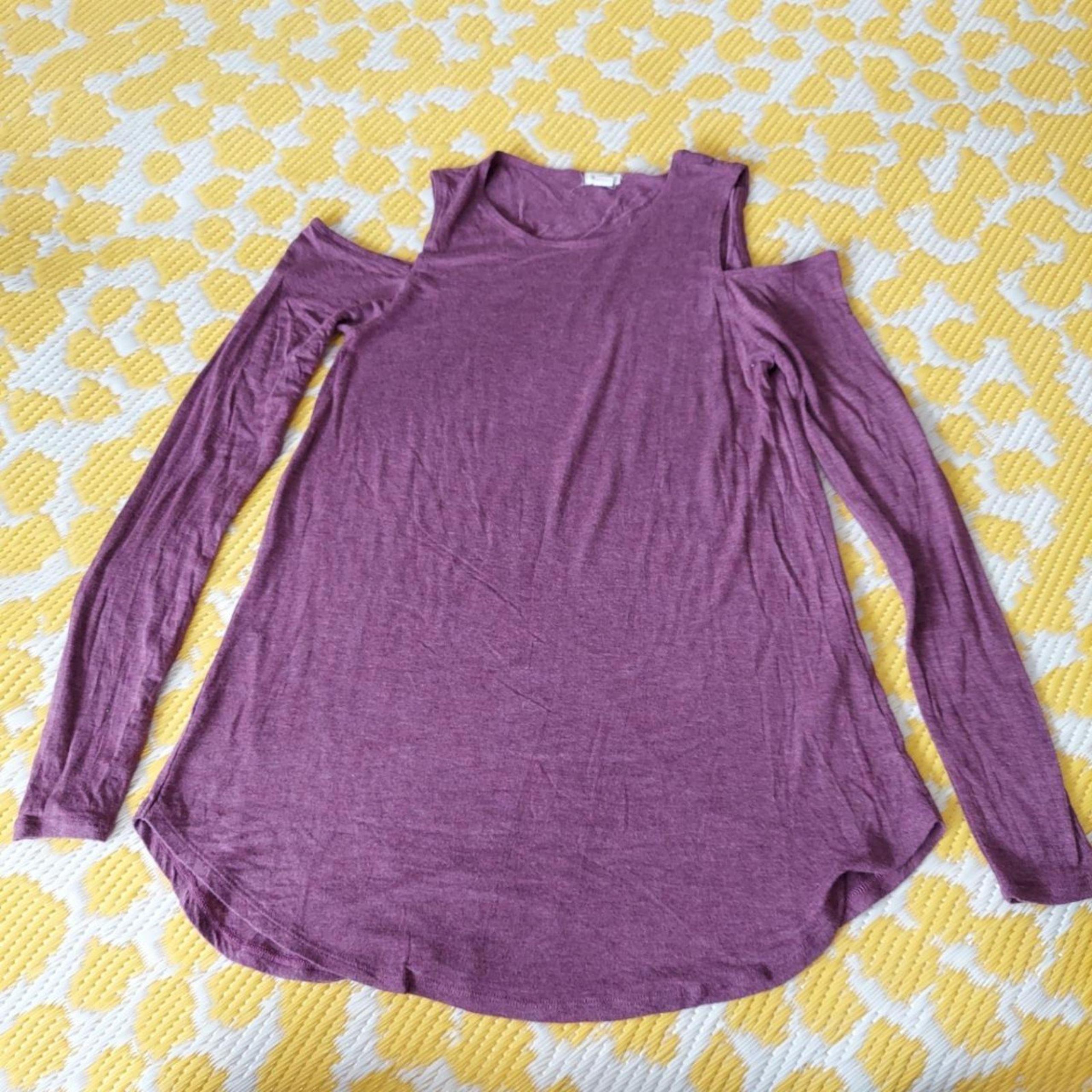 Garage Purple Long Sleeve Top/Sweater Open Shoulder Crewneck Size S
