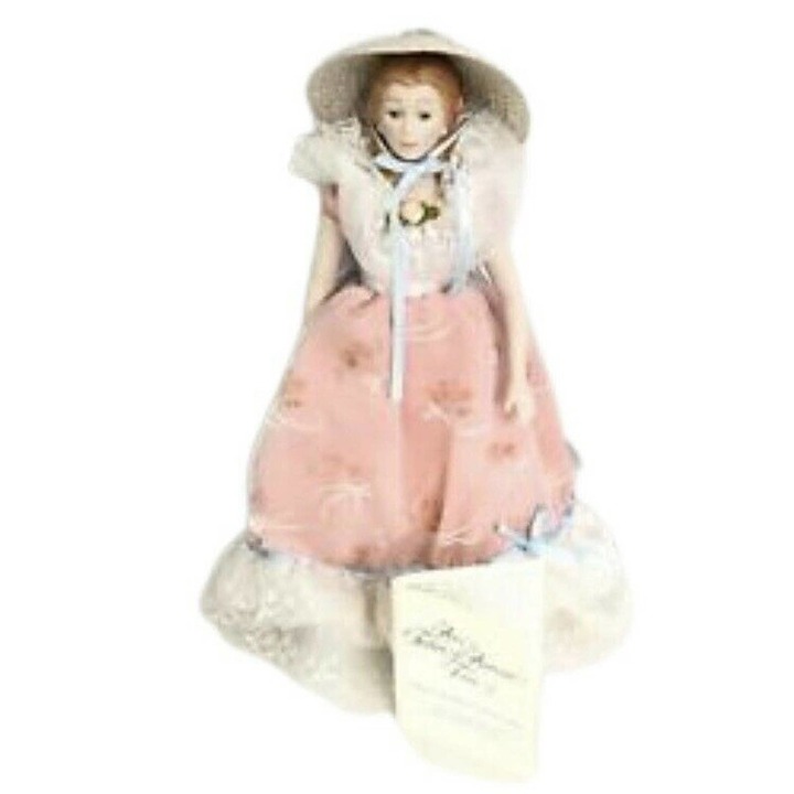Vintage Avon Porcelain Doll Southern Belle 8” Tall