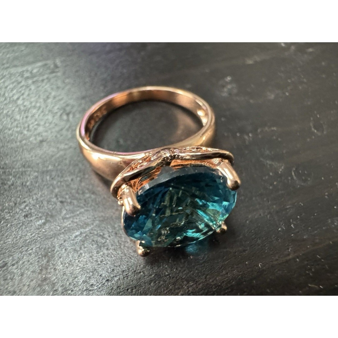585 14K RG Stamped Rose Gold Sea Blue Topaz Size 7 Ring
