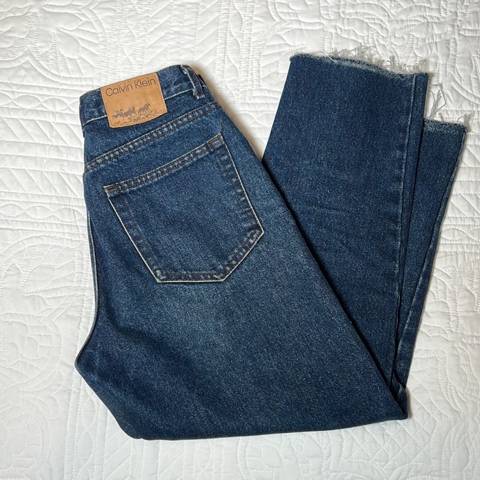 Vintage Calvin Klein Sport cropped raw hem blue jeans size 6 made in USA