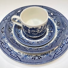 Blue Willow China Churchill 4 piece