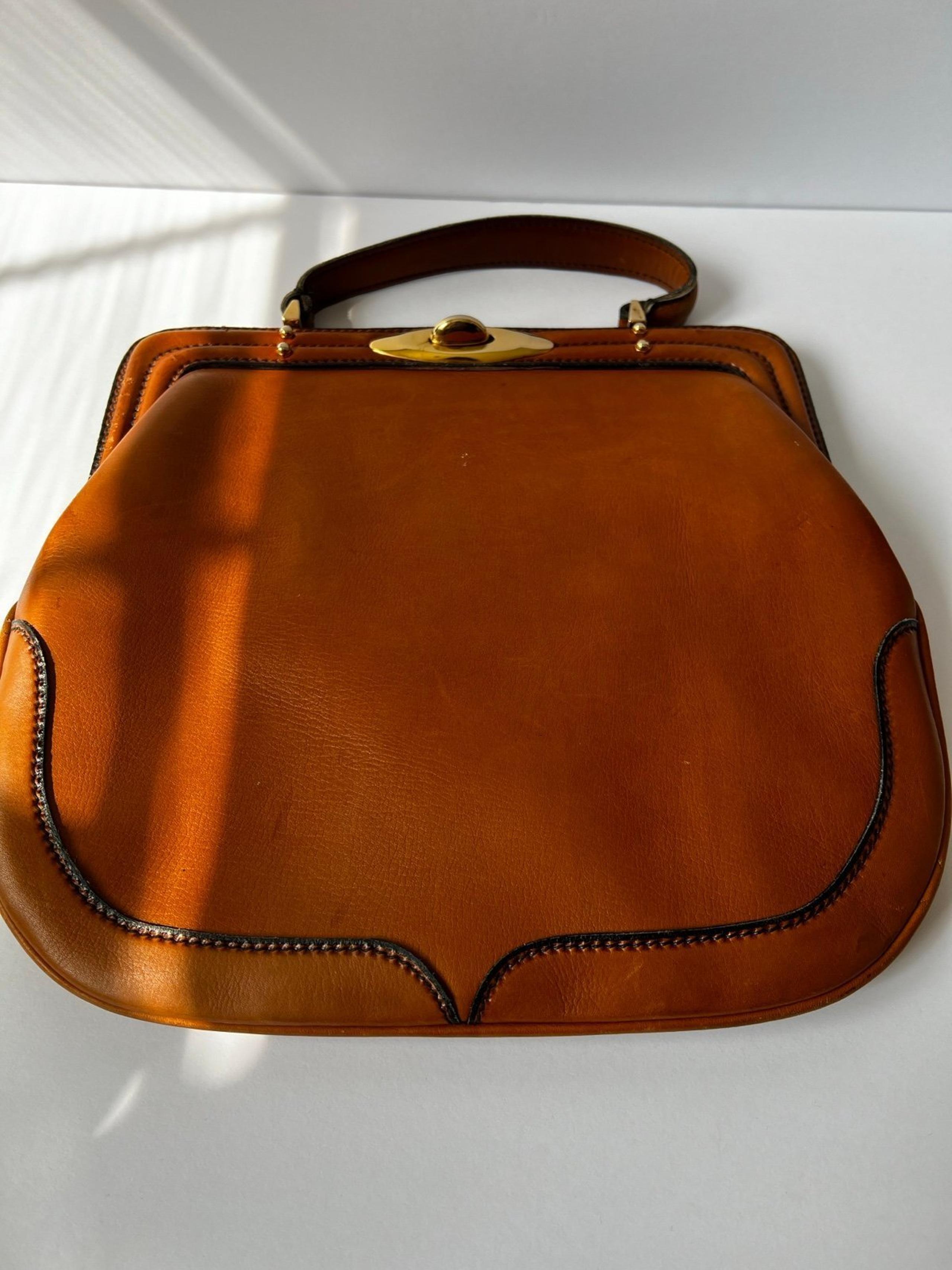 Vintage Koret Italian  clutch bag | brown and red leather
