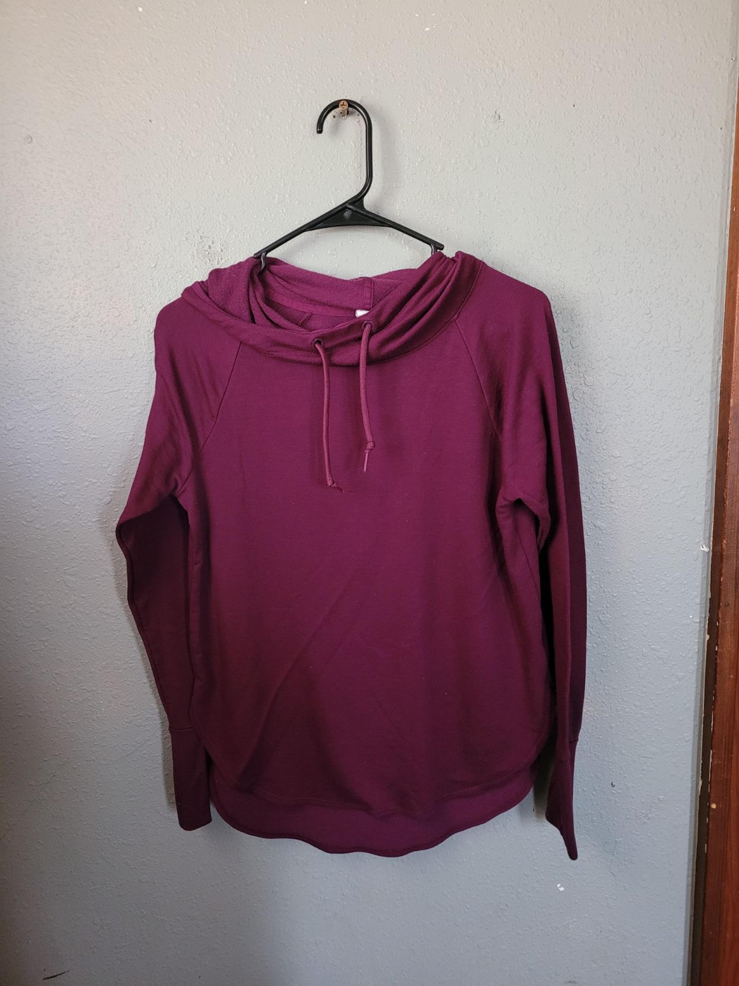 Athletic Works Pullover Sweater Women's Size Small Athletic Activewear