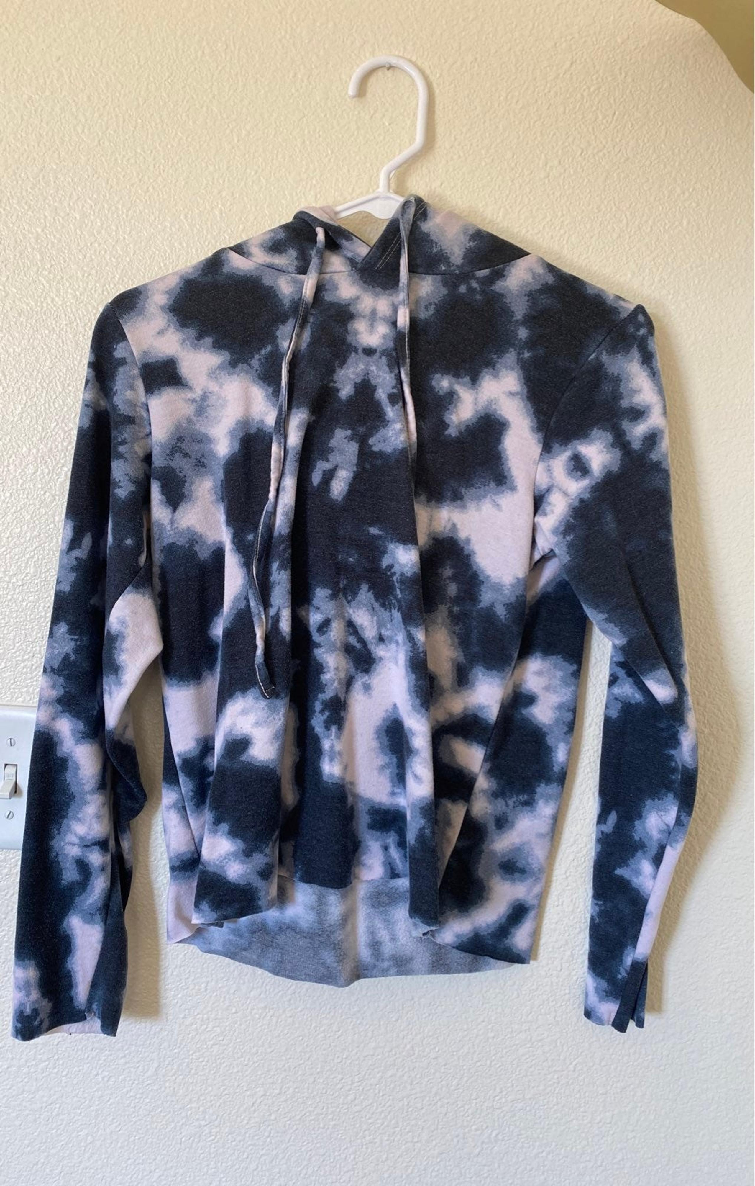 tie dye hoodie