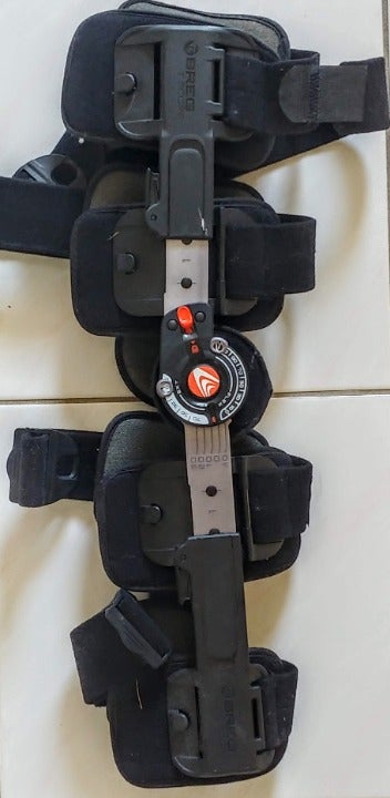 BREG T-Scope Brace