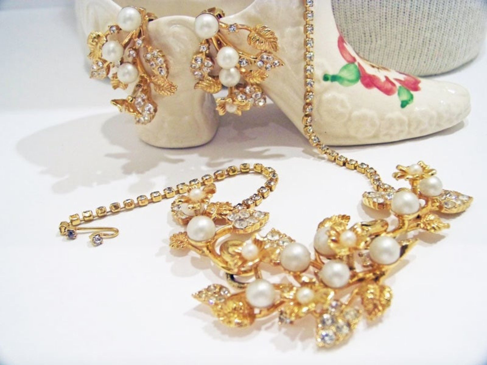 1960s Hattie Carnegie En Tremblant Necklace and Earrings Jewelry Set