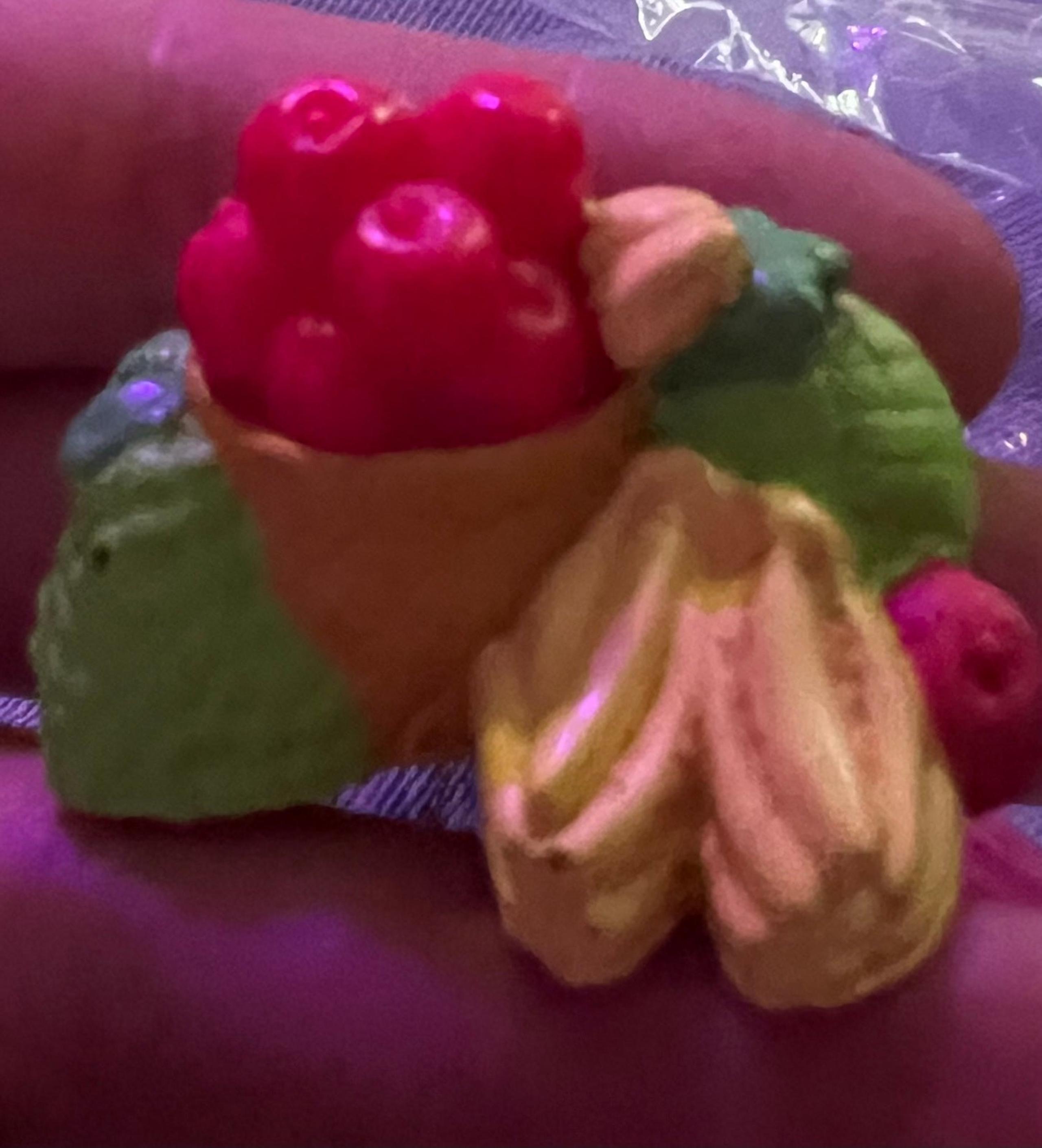 Miniature doll house items