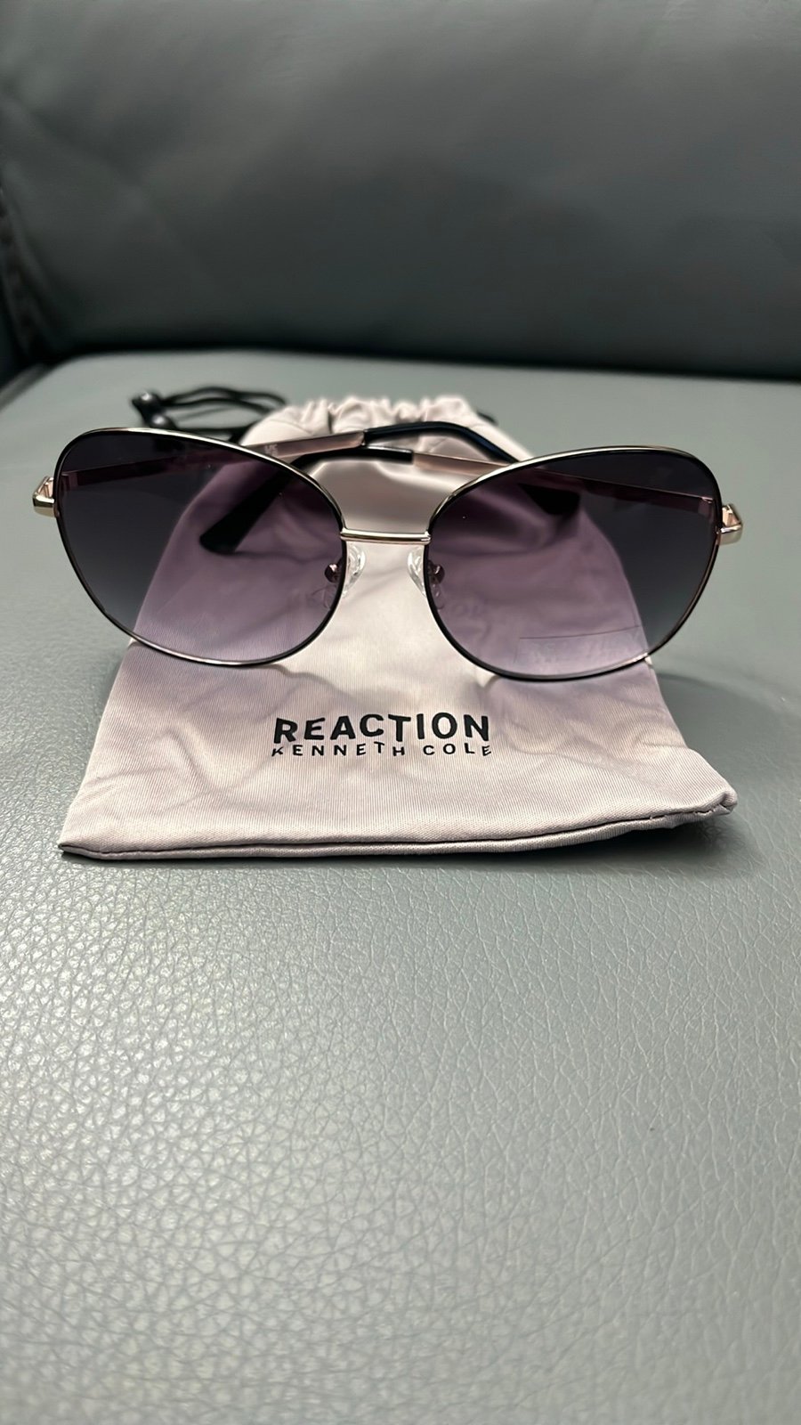 Kenneth Cole reaction sunglasses with dust bag
