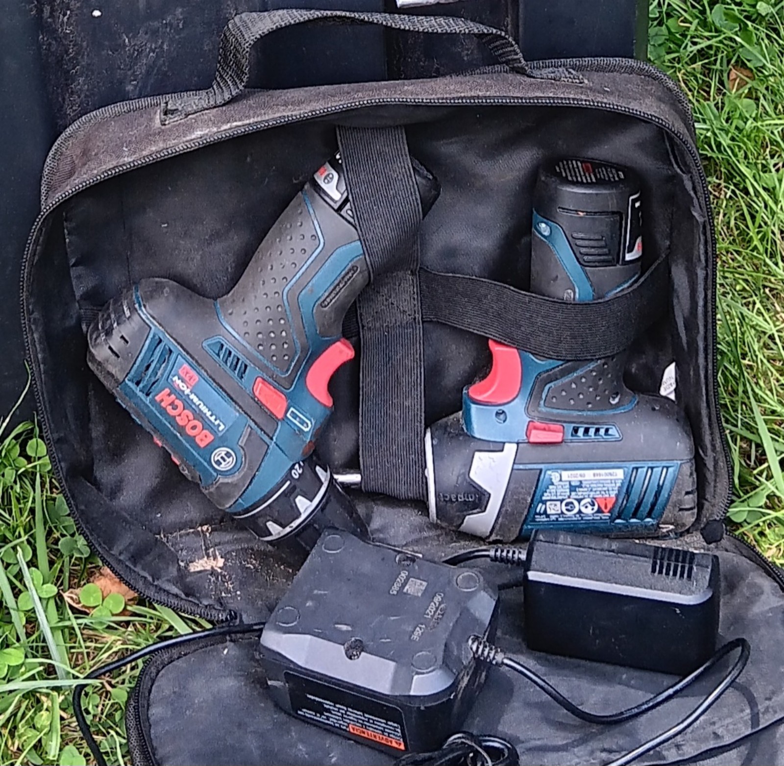 Bosch drill and impact 12 vol