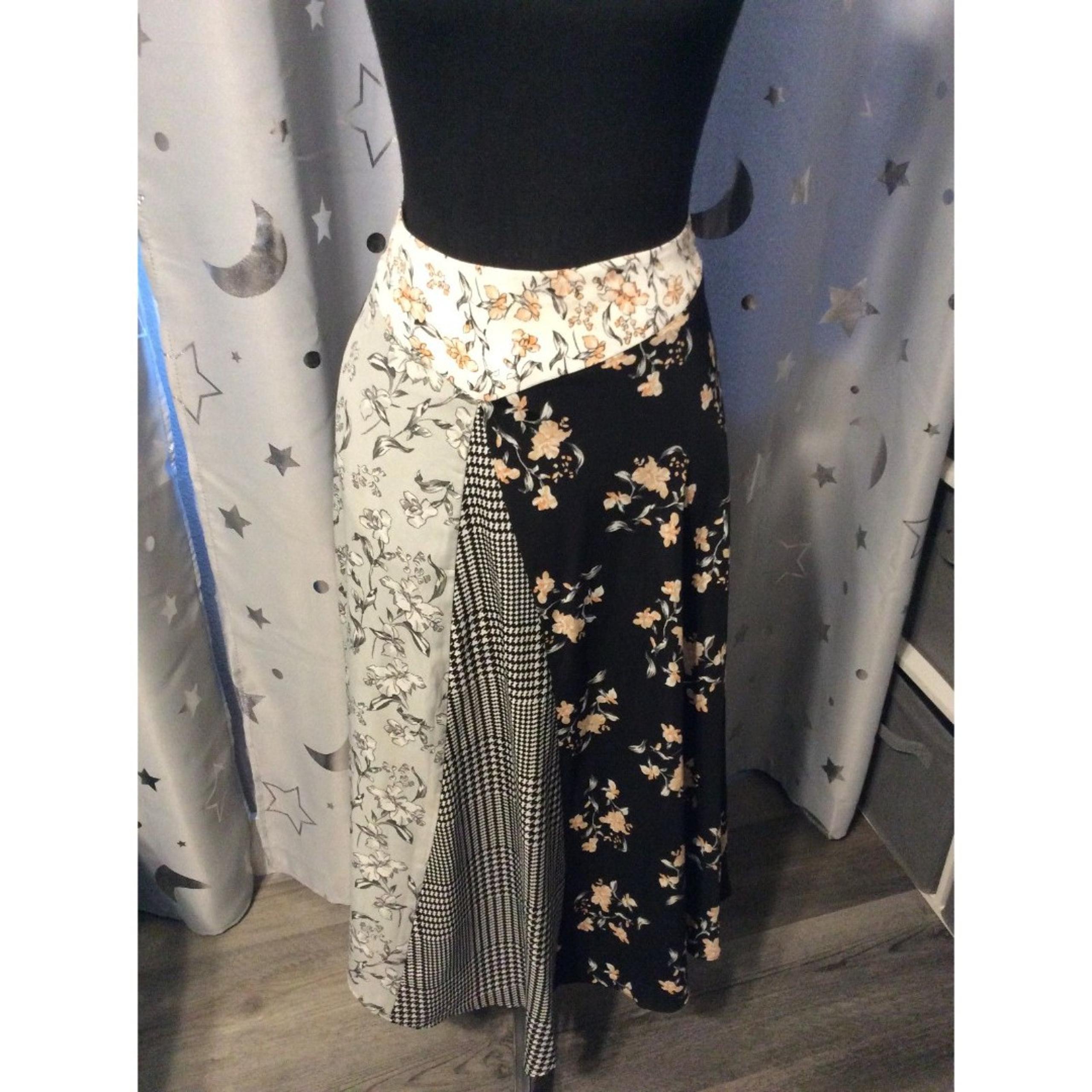 Boho Floral Skirt Womens Calvin Klein Size 12 Midi Mixed Print