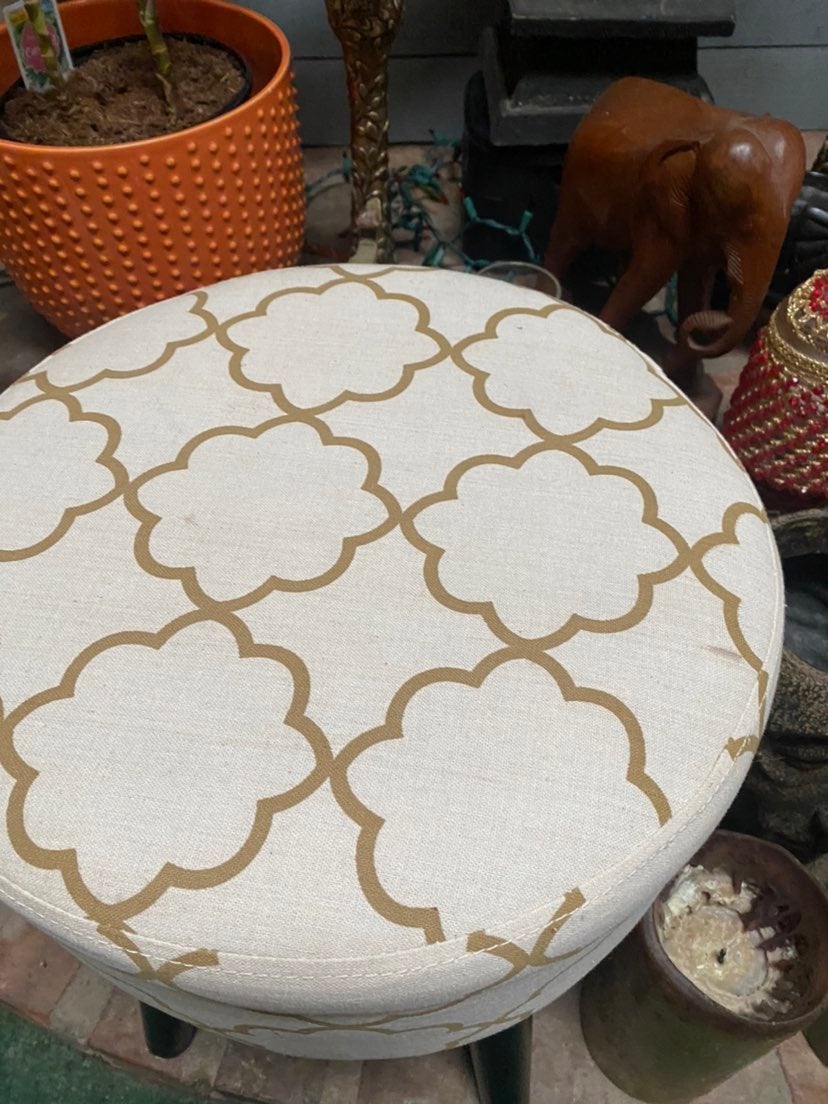 Casual Round Ottoman