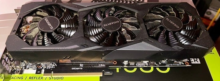 GIGABYTE GeForce RTX 2080 SUPER Graphics Card - 8GB of GDDR6 Memory + Extras