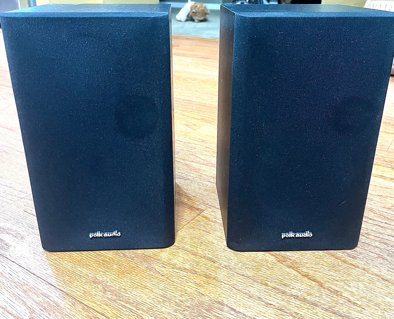 Polk Audio R1 Surround Sound Book Shelf Speakers