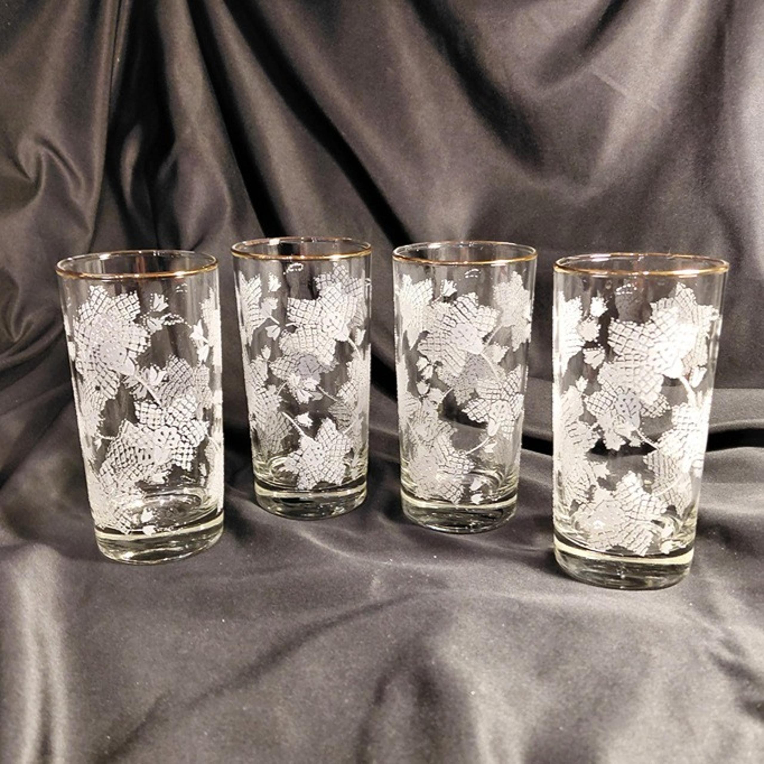 4 Perfect Libbey Vintage Raised Frosted with Gold Rim 10 oz. Glasses