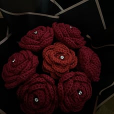 Crochet rose bouquet