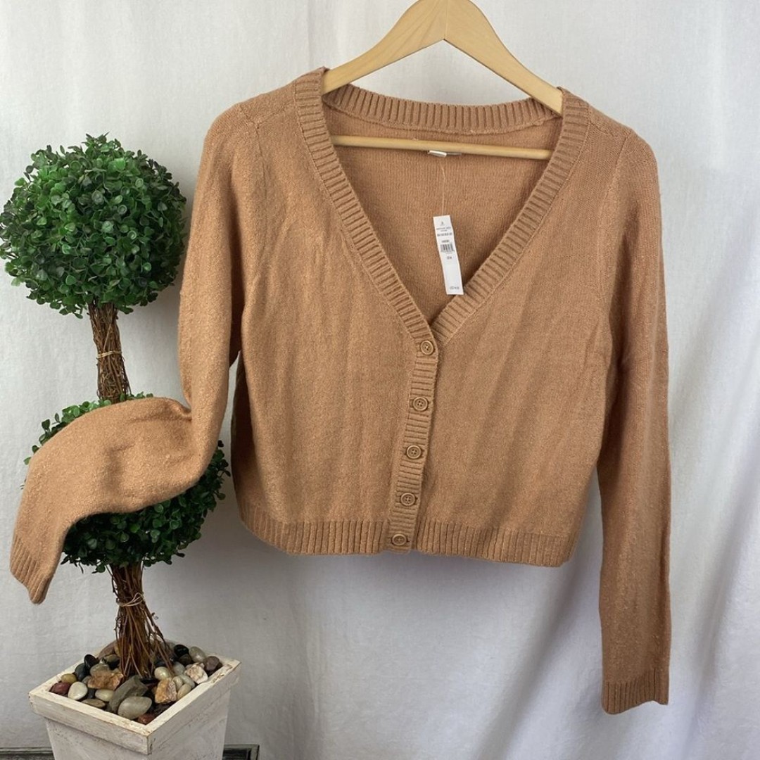 American Eagle Tan Cropped Button Up Long Sleeve Cardigan Sweater NEW M