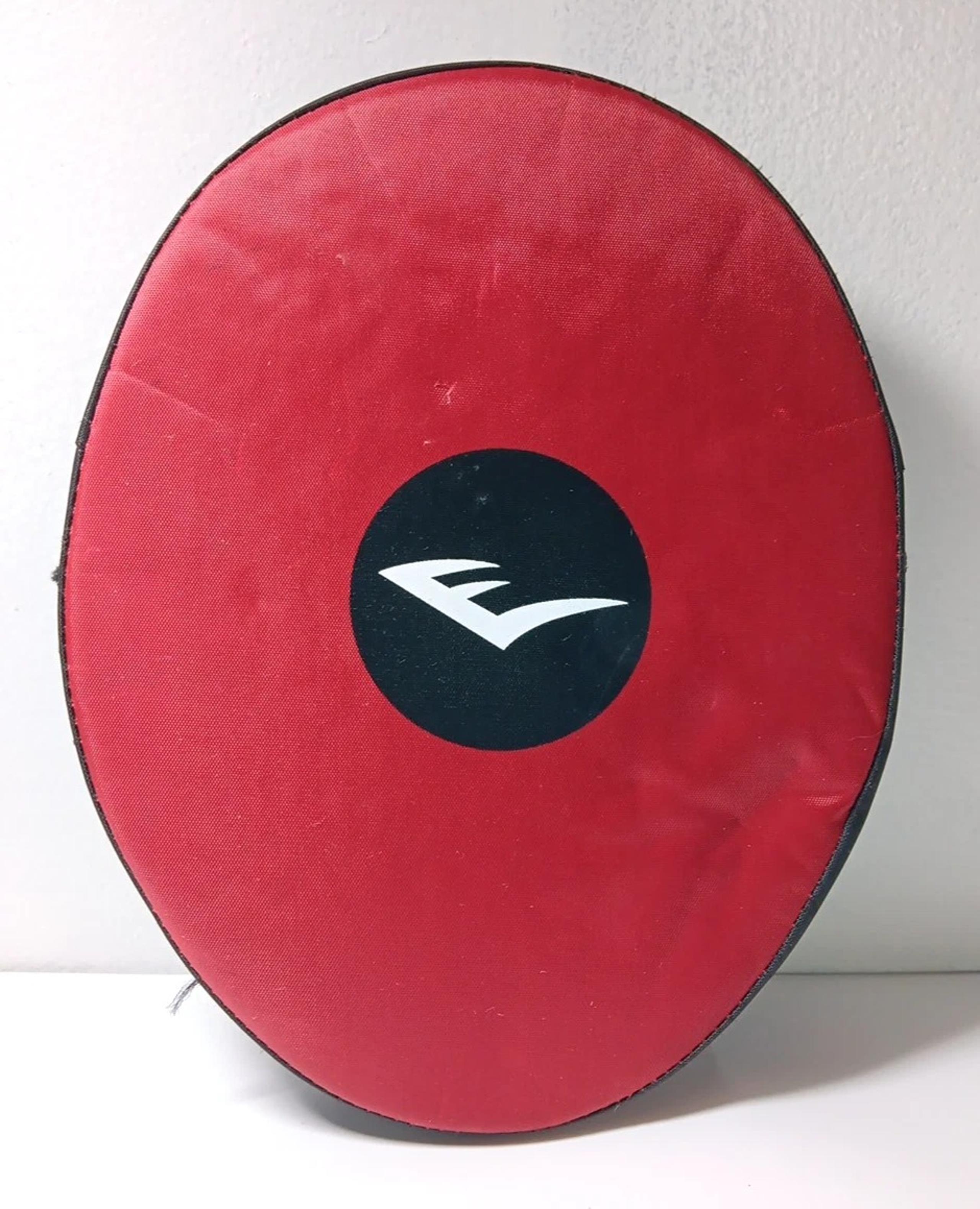 Everlast Unisex Punch Red 1 MIT Pad Boxing Gym Training MMA