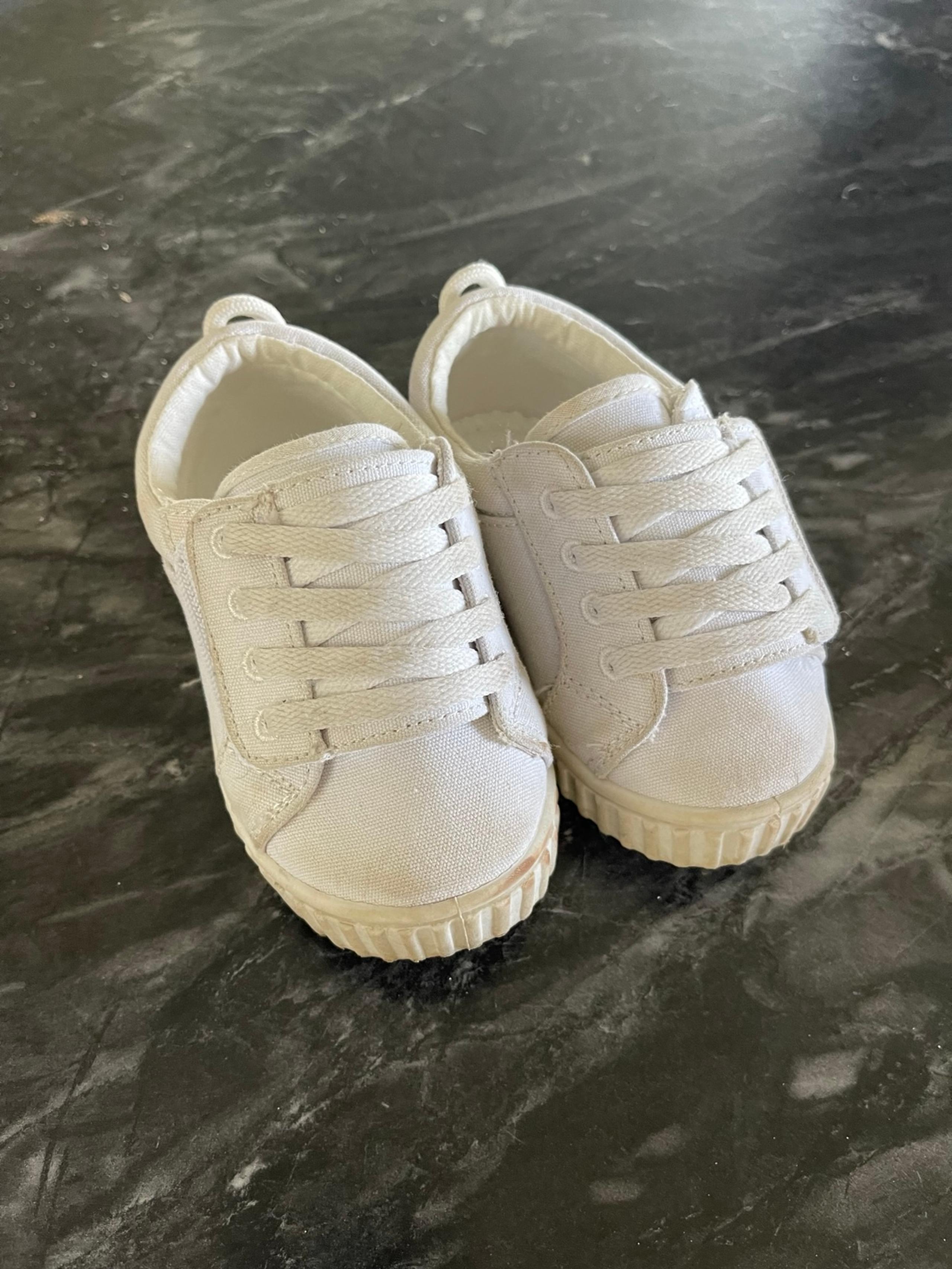 Toddler white sneakers