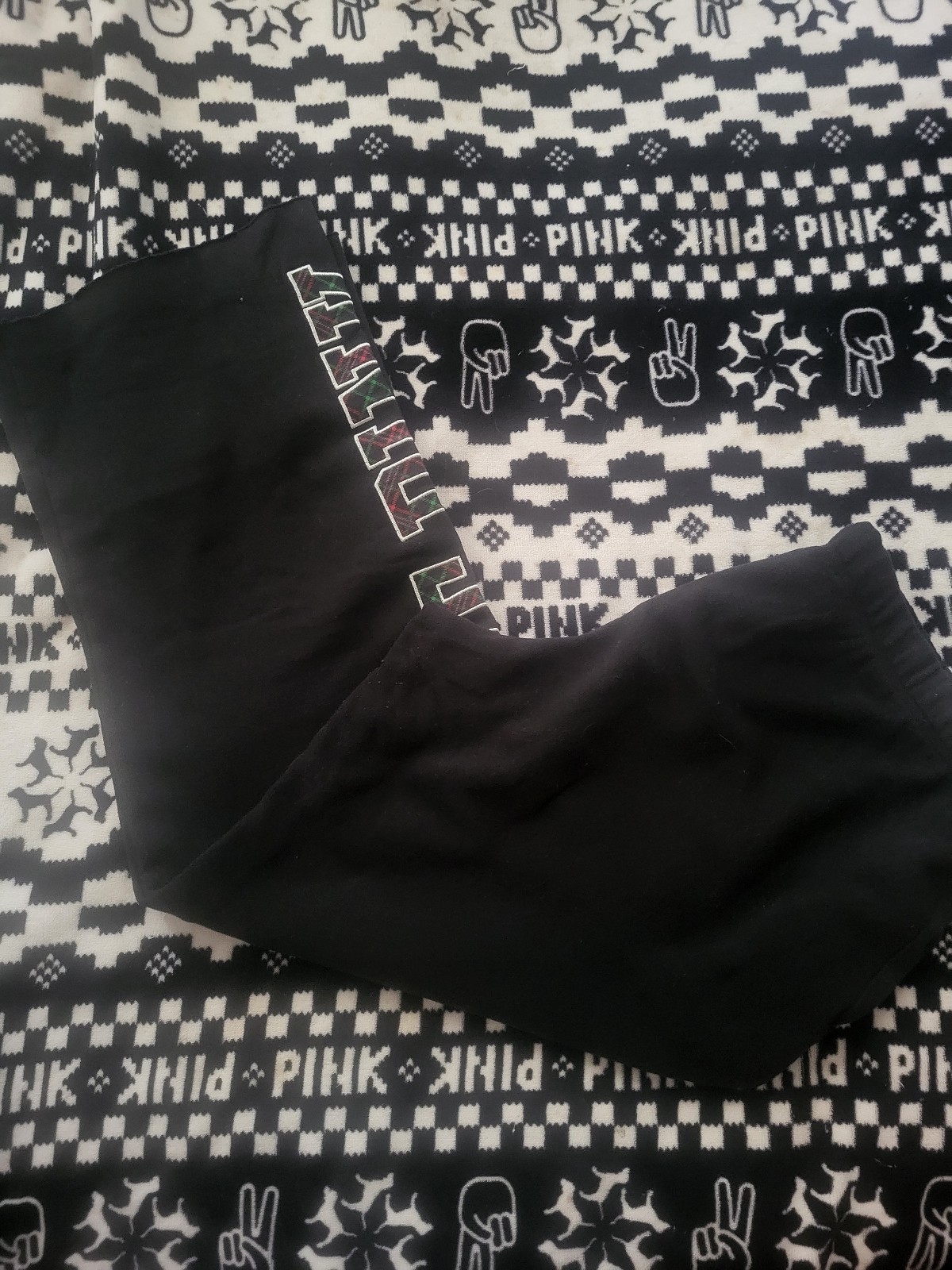 PINK plaid logo holiday boyfriend pants~xl~great condition.